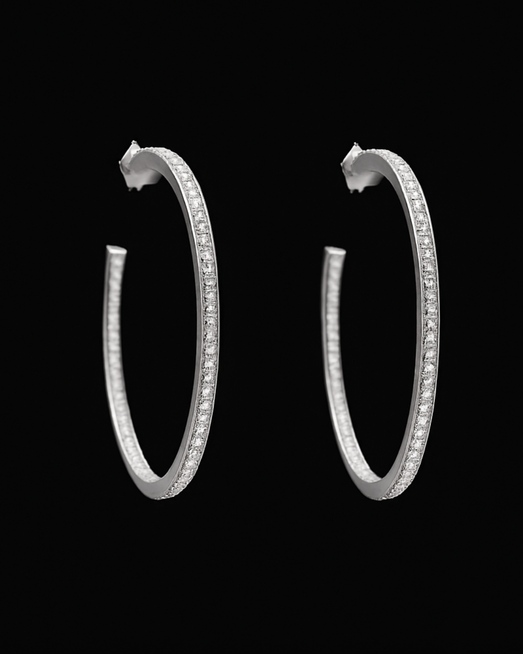 Orecchini cerchio pietre bianche in argento 925