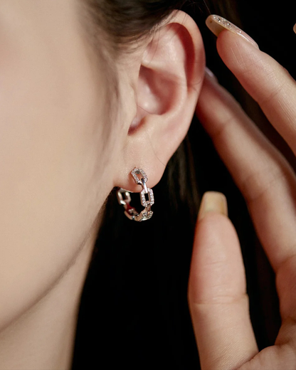 Orecchini cerchio catena in argento 925