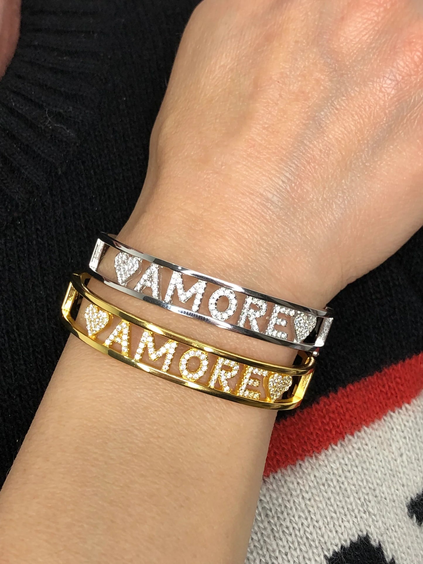 Bracciale rigido amore in argento 925