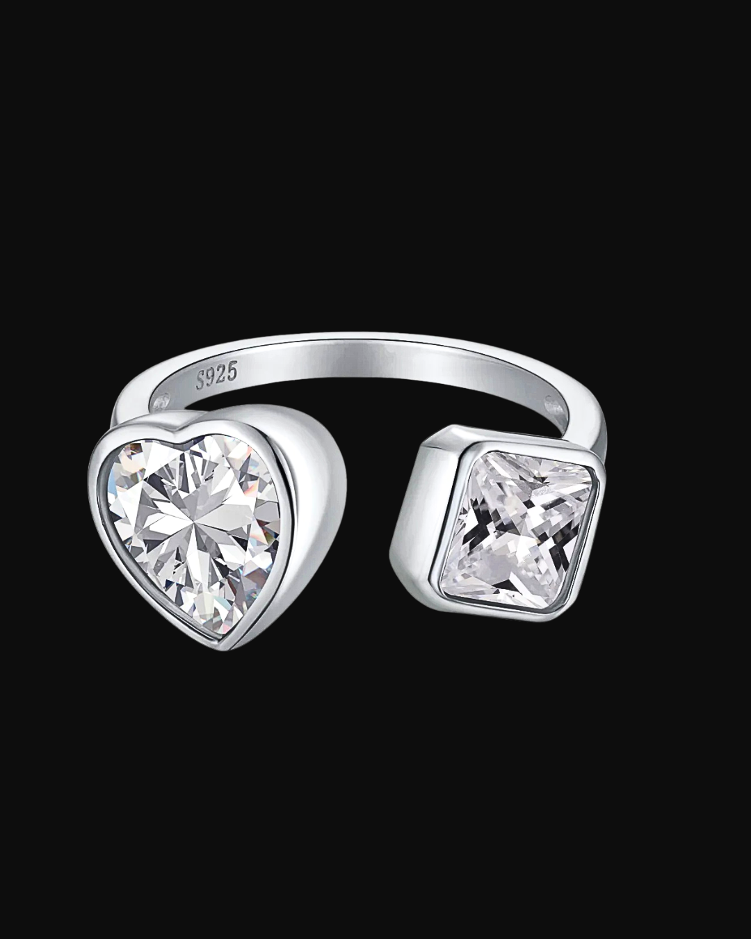 Anello con cuore e pietra in argento 925